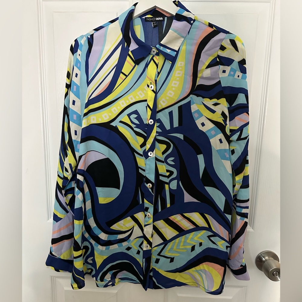 Fashion Nova Somaya Satin Shirt Blue/Combo Sz Small NWT